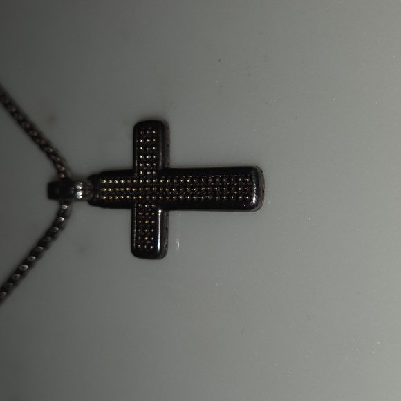 John Hardy Men's Sterling Silver Cross Pendant And 26 Inch Chain - Picture 2 of 8